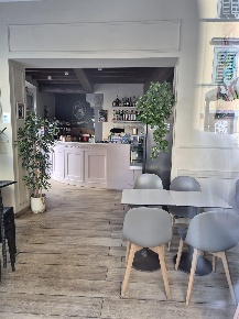 Foto Bar a Firenze di 75 m² con 3 locali in vendita