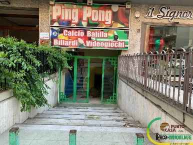 Foto Magazzino in Via Notarbartolo, Palermo Libertà - Villabianca