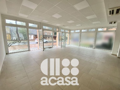 Foto Negozio a Sogliano al Rubicone di 85 m² con 2 locali in affitto