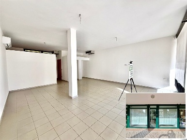 Foto Negozio in corso matteotti, Alfonsine Centro di 59 m² con 1 locali