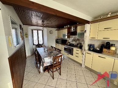 Foto Appartamento a Cisano Bergamasco Centro di 141 m² con 4 locali