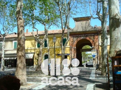 Foto Negozio a Cervia Centro di 177 m² con 1 locali in vendita