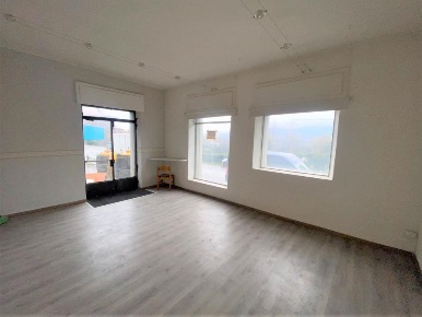 Foto Negozio in corso bergamo, Lecco Maggianico - Bione di 75 m² in vendita