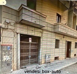 Foto Locale commerciale in VIA CELENTANO, Bari Umbertina - Madonnella