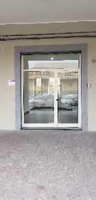 Foto Negozio a Carbonia di 80 m² con 2 locali in vendita