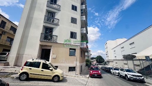 Foto Ufficio in VIA CARLO ALBERTO, Ragusa Centro di 50 m² con 3 locali