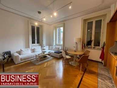 Foto Appartamento in via Giacomo Leopardi, Milano Vincenzo Monti di 100 m²