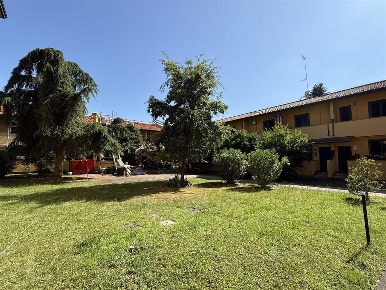 Foto Appartamento in Di Vittorio, Vittuone di 180 m² con 4 locali