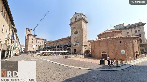 Foto Negozio a Mantova Centro di 16 m² in vendita