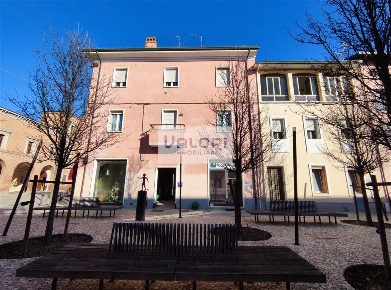 Foto Ufficio in Piazza Fanti, Castel Bolognese Centro di 37 m² con 1 locali