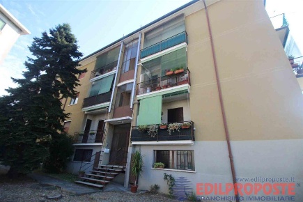 Foto Appartamento a Cermenate di 120 m² con 3 locali in vendita