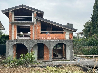 Foto Ufficio in via Benaco, Lonato del Garda Barcuzzi di 300 m² in vendita