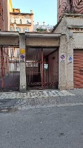 Foto Magazzino in Ribet, Torino San Secondo di 250 m² con 5 locali