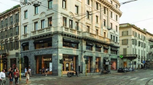 Foto Ufficio in Via Manzoni, Milano Quadrilatero della Moda di 180 m²
