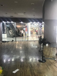 Foto Negozio a Roma di 80 m² in vendita