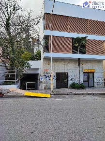 Foto Locale commerciale in VIA PRINCIPE DI PIEMONTE, Campobasso Cese