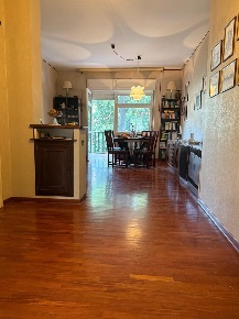 Foto Appartamento in VIA POMARETTO, Torino di 111 m² con 4 locali