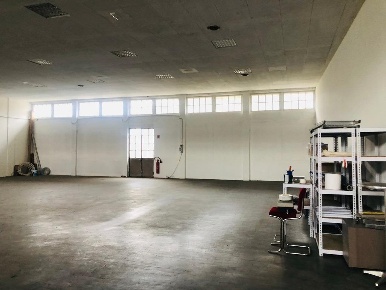 Foto Capannone industriale a Cinisello Balsamo Robecco - Bettola di 810 m²