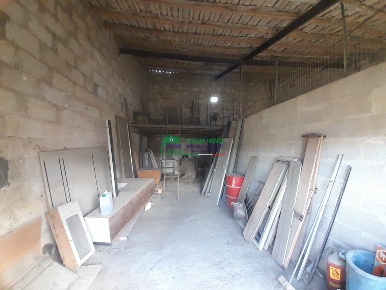 Foto Magazzino a Ragusa Zona Industriale di 85 m² in vendita