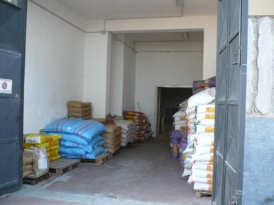 Foto Negozio in Via Libertà, Termini Imerese Centro di 100 m² con 1 locali