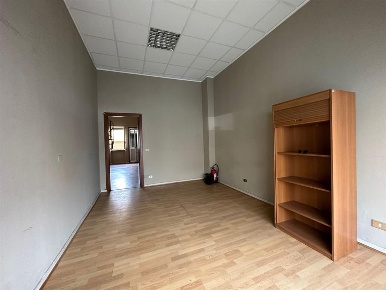 Foto Negozio in Via Duino, Torino Mirafiori Sud - Onorato Vigliani di 43 m²