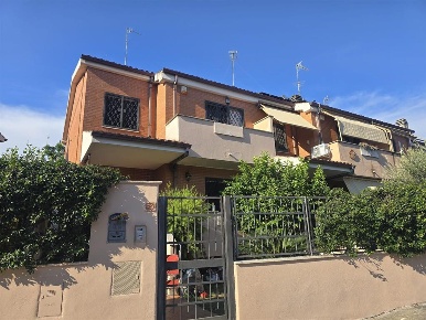 Foto Villa unifamiliare in VIALE GIANNANTONIO SELVA, Roma Pisana - Bravetta