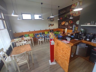Foto Ristorante in papa giovanni, Arzago d'Adda Centro di 90 m² in vendita