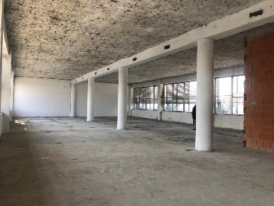 Foto Ufficio a Cinisello Balsamo di 410 m² in vendita