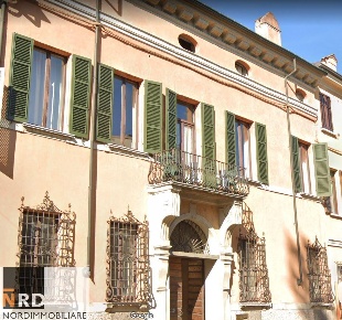 Foto Ufficio a Mantova Centro di 170 m² con 3 locali in affitto