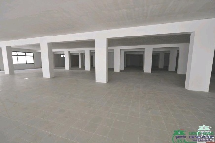 Foto Locale commerciale a Ragusa Croce - Selvaggio di 900 m² con 1 locali
