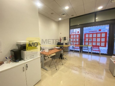 Foto Negozio in corso giacomo matteotti, Lecco Castello di 135 m²