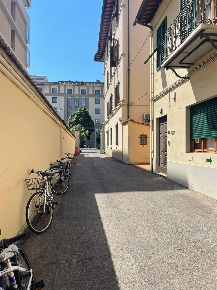 Foto Appartamento a Firenze di 136 m² con 5 locali in vendita
