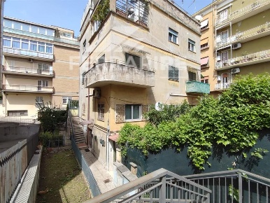 Foto Ufficio in VIA DI MONTE VERDE, Roma Monteverde Nuovo di 109 m²