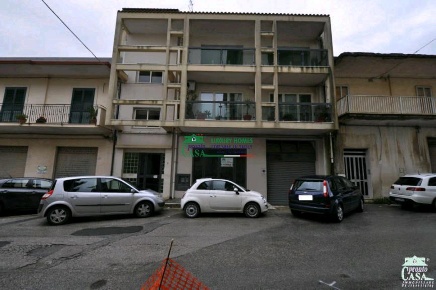 Foto Locale commerciale a Ragusa Croce - Selvaggio di 130 m² con 1 locali