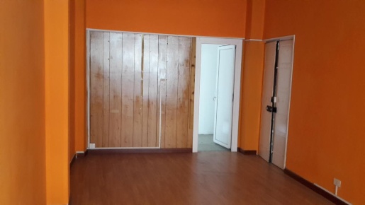 Foto Negozio in C.so Volta, Asti Corso Alessandria di 38 m² con 2 locali
