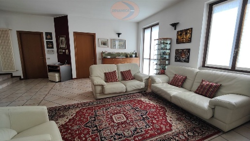 Foto Villa unifamiliare in Via Paolo Taverna Conte, Triuggio Canonica