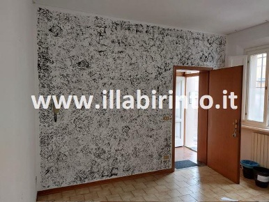 Foto Ufficio in via D'azeglio, Russi Centro di 25 m² con 1 locali