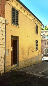 Foto Ufficio in via ravazza, Mombercelli Centro di 50 m² con 2 locali