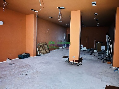 Foto Locale commerciale in Via Gramisci, Comiso Centro di 120 m² in affitto