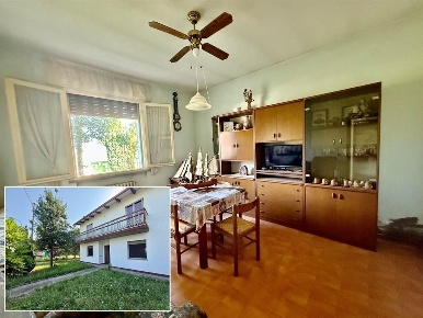 Foto Villa bifamiliare in via Basilica, Ravenna Savarna di 260 m²