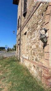 Foto Casa indipendente a Castelnuovo Berardenga di 1000 m² con 20 locali