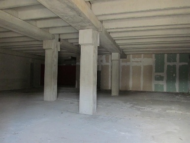 Foto Locale commerciale a Montano Lucino Lucino di 430 m² in vendita