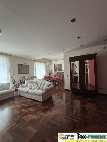 Foto Appartamento in via Giuseppe Leggio, Palermo Noce di 180 m² in vendita