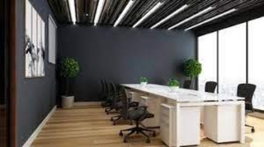 Foto Ufficio a Ravenna di 3500 m² con 60 locali in vendita