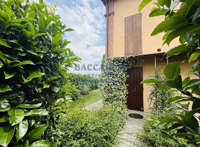 Foto Appartamento in VIA CASALE, Faenza di 136 m² con 3 locali in vendita