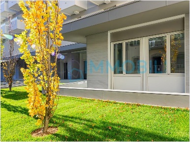 Foto Ufficio in via aspromonte, Lecco Centro di 62 m² in affitto
