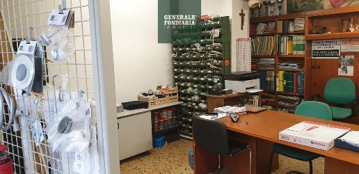 Foto Locale commerciale a La Spezia di 65 m² con 3 locali in vendita