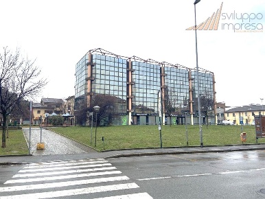 Foto Ufficio in piazza Giorgio la Pira, Lissone Stazione di 250 m²