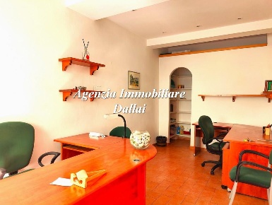 Foto Ufficio in Via Roma, Scarperia e San Piero Scarperia di 16 m²