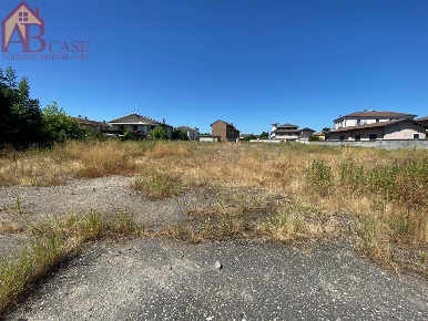 Foto Capannone industriale in via mazzini, Gambolò Centro di 2000 m²